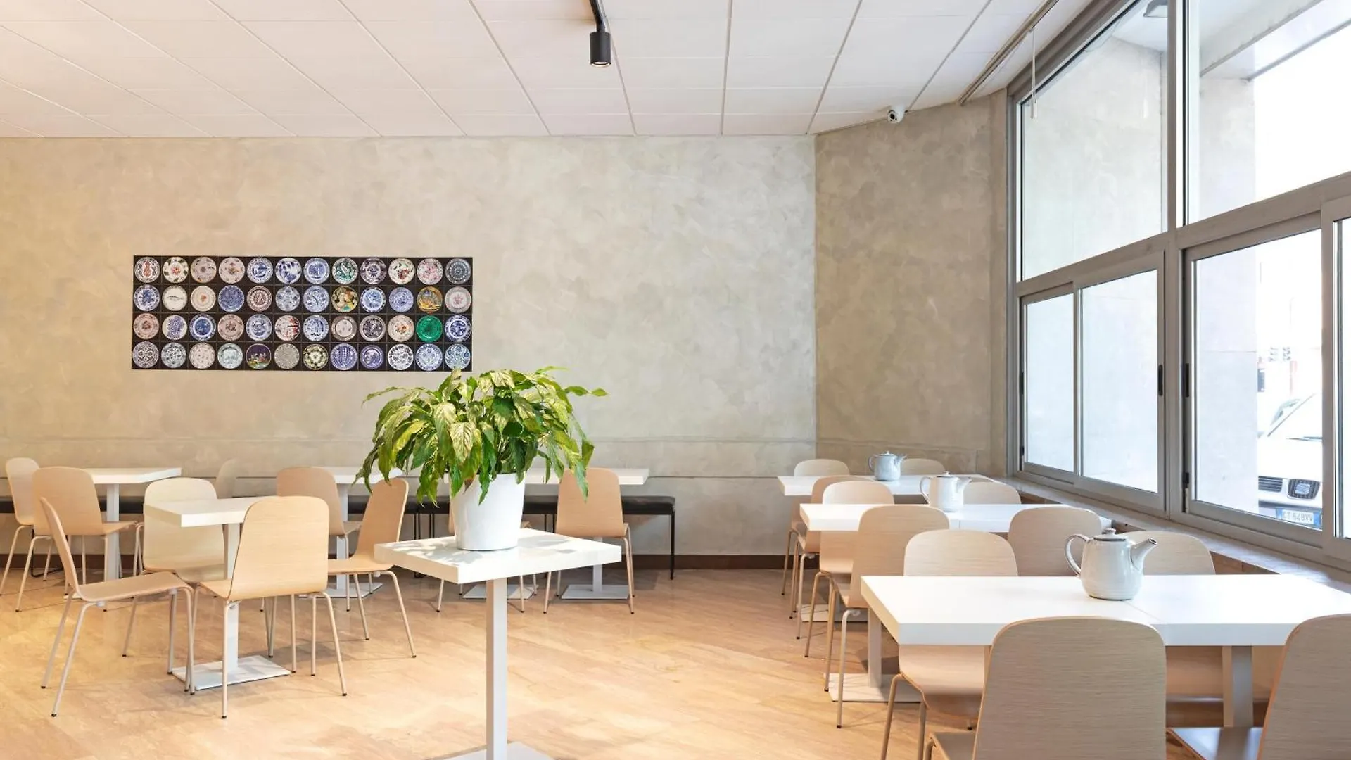B&B Hotel Como City Center 3*,