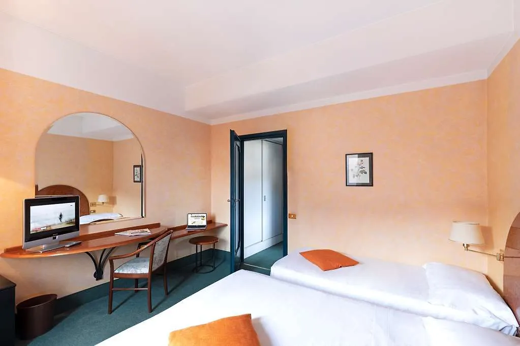 B&B Hotel Como City Center